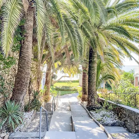 Apartamento Moderno Con Vistas Panorámicas