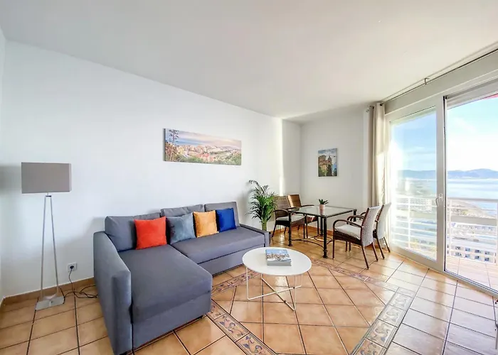 Casa Sierra - Vistas Al Mar Апартаменты Торремолинос