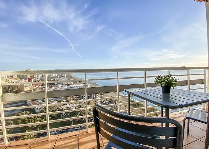 Casa Sierra - Vistas Al Mar Торремолинос